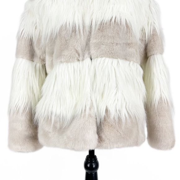 SOLD! ZARA Womens Faux Fur Coat - Picture 6 of 14
